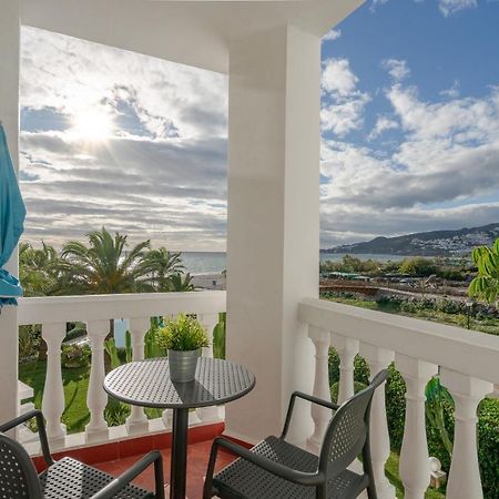 Estela Maris Nerja Buitenkant foto